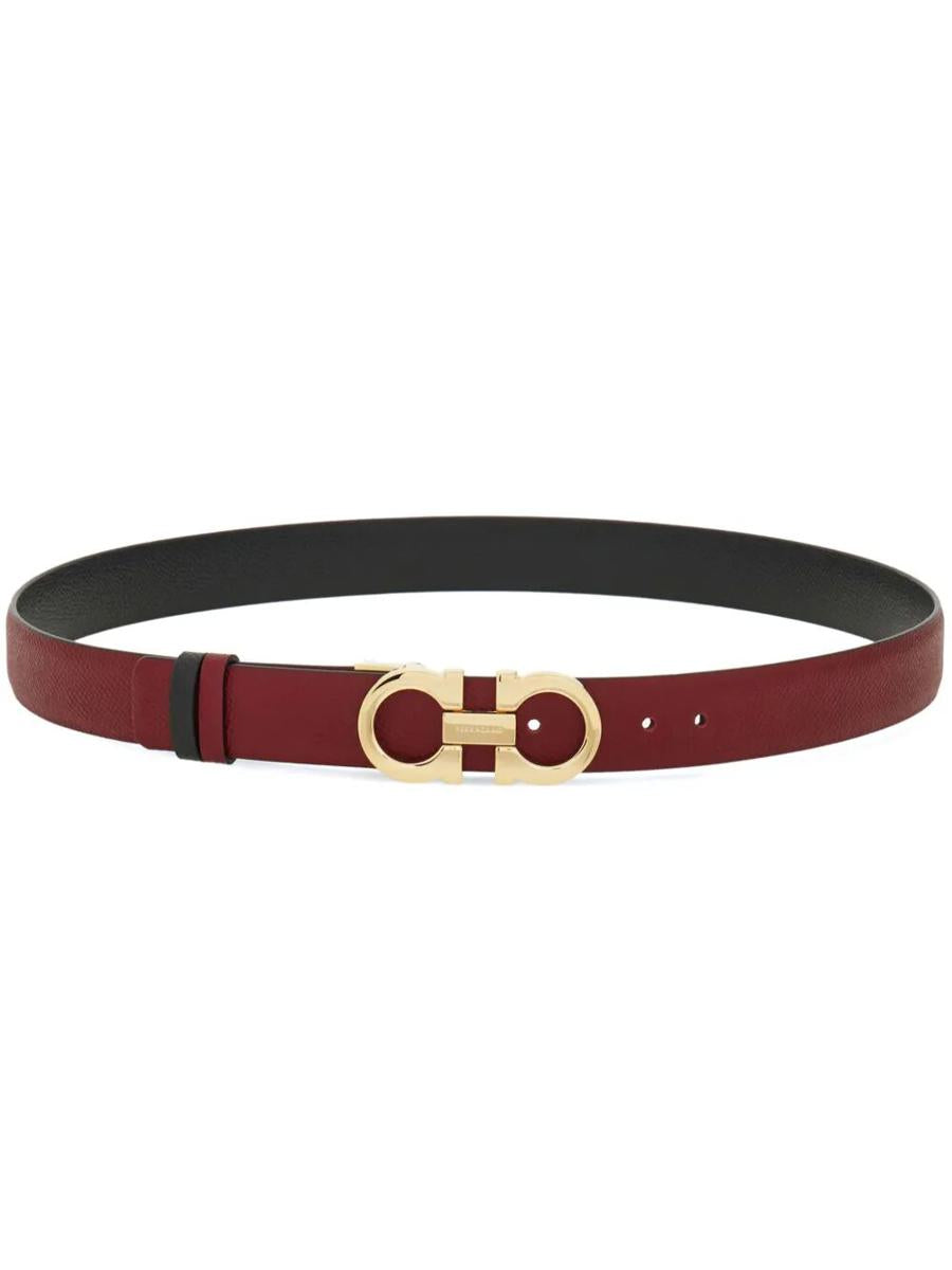 Salvatore Ferragamo Hamrad Läder Vändbart Gancini Bälte Accessoarer