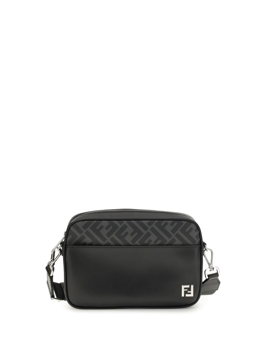 Fendi axelväskor