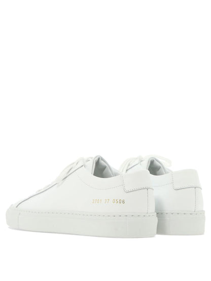 Vanliga projekt Sneakers &amp; Slip-On
