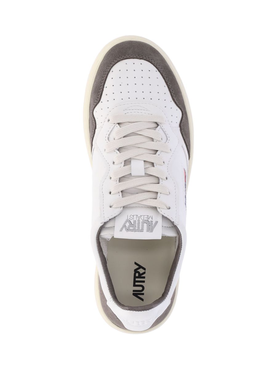 Autrie Sneakers Grå