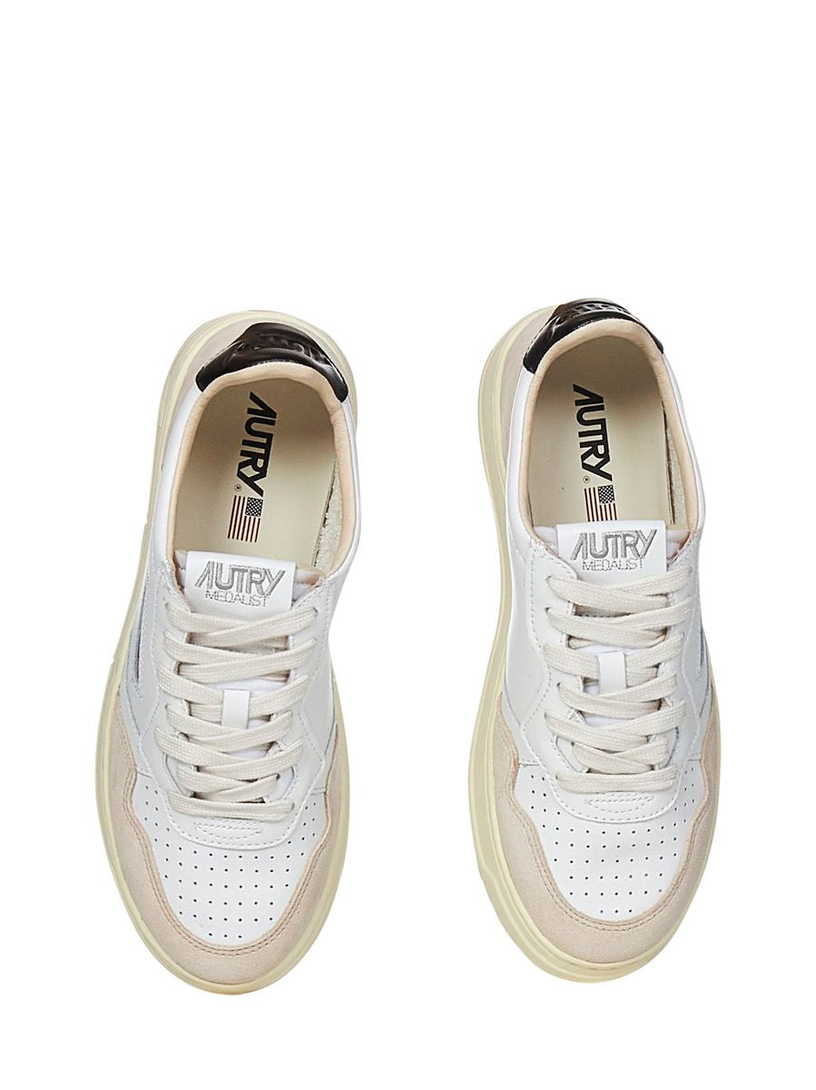 Autry "Medalist Low" Sneakers