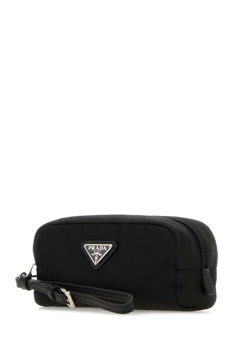 Prada skönhetsfodral.
