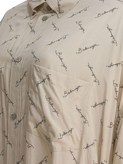 Balenciaga-skjortor