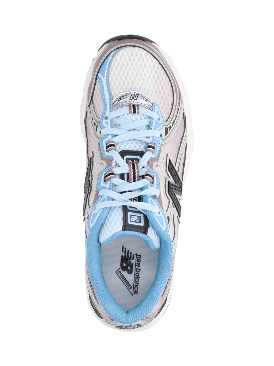 Nya balanssneakers