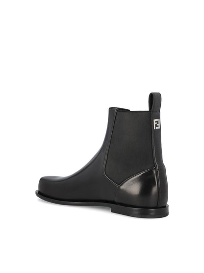 Fendi-stövlar