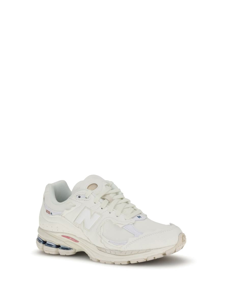 Nya balanssneakers