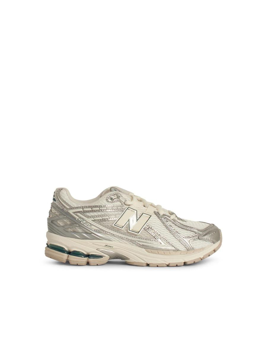 New Balance '1906R' Silverfärgade Sneakers i Läderblandning