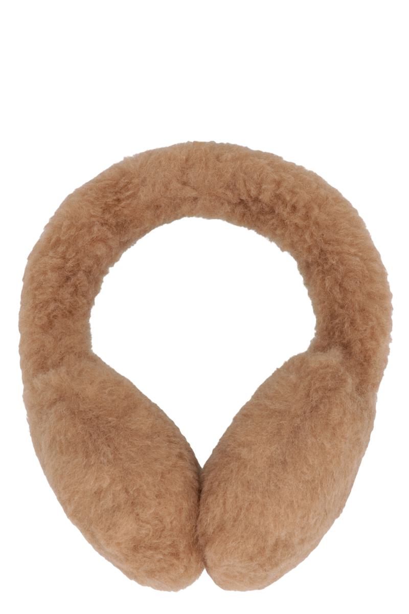 Max Mara öronkåpor i päls