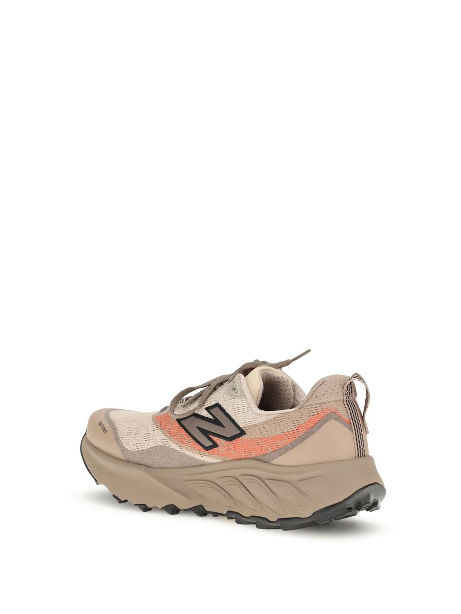 Nya balanssneakers