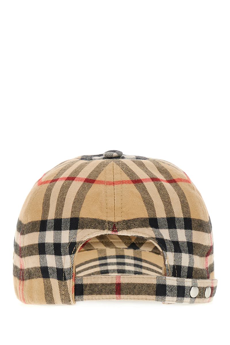 Burberry-hattar