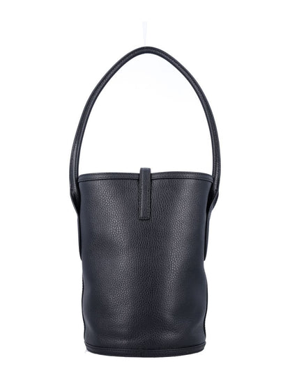 By Malene Birger Marylle Liten Kornig Läder Bucket Bag