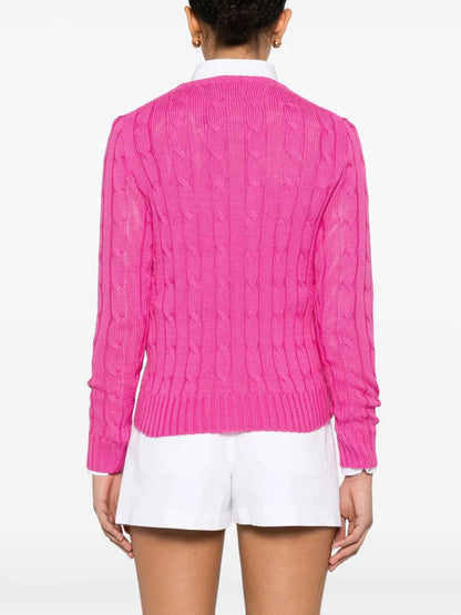 Rundhalsad tröja i kabelstickad bomull