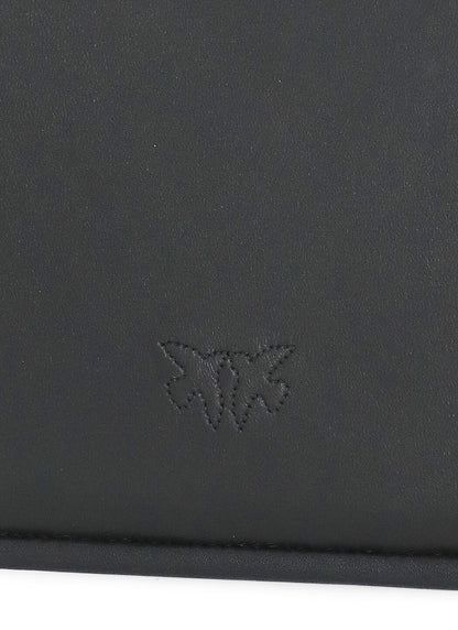 Pinko-väskor