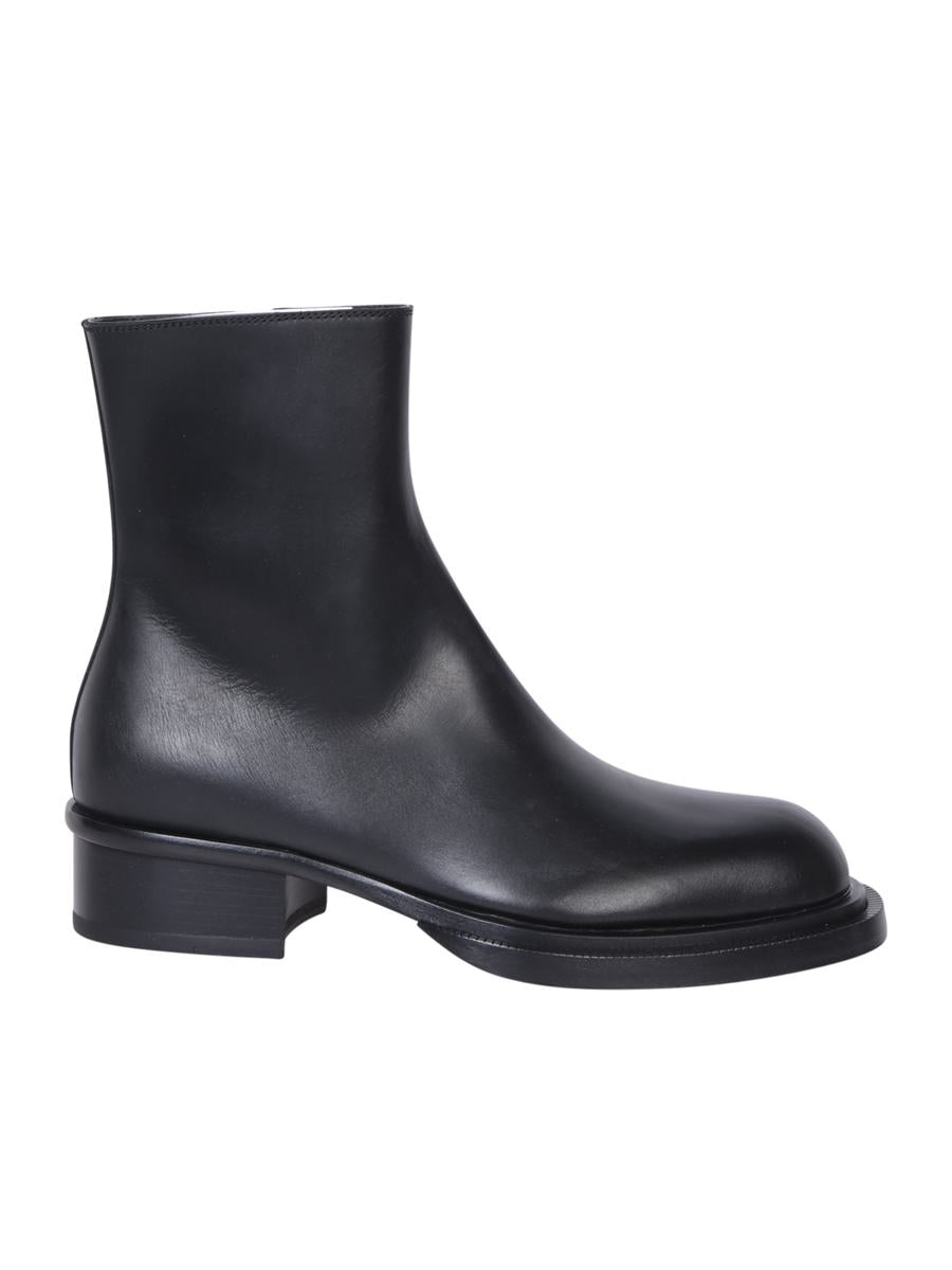 Alexander McQueen-stövlar