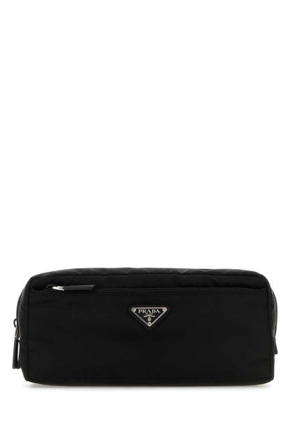 Prada skönhetsfodral.