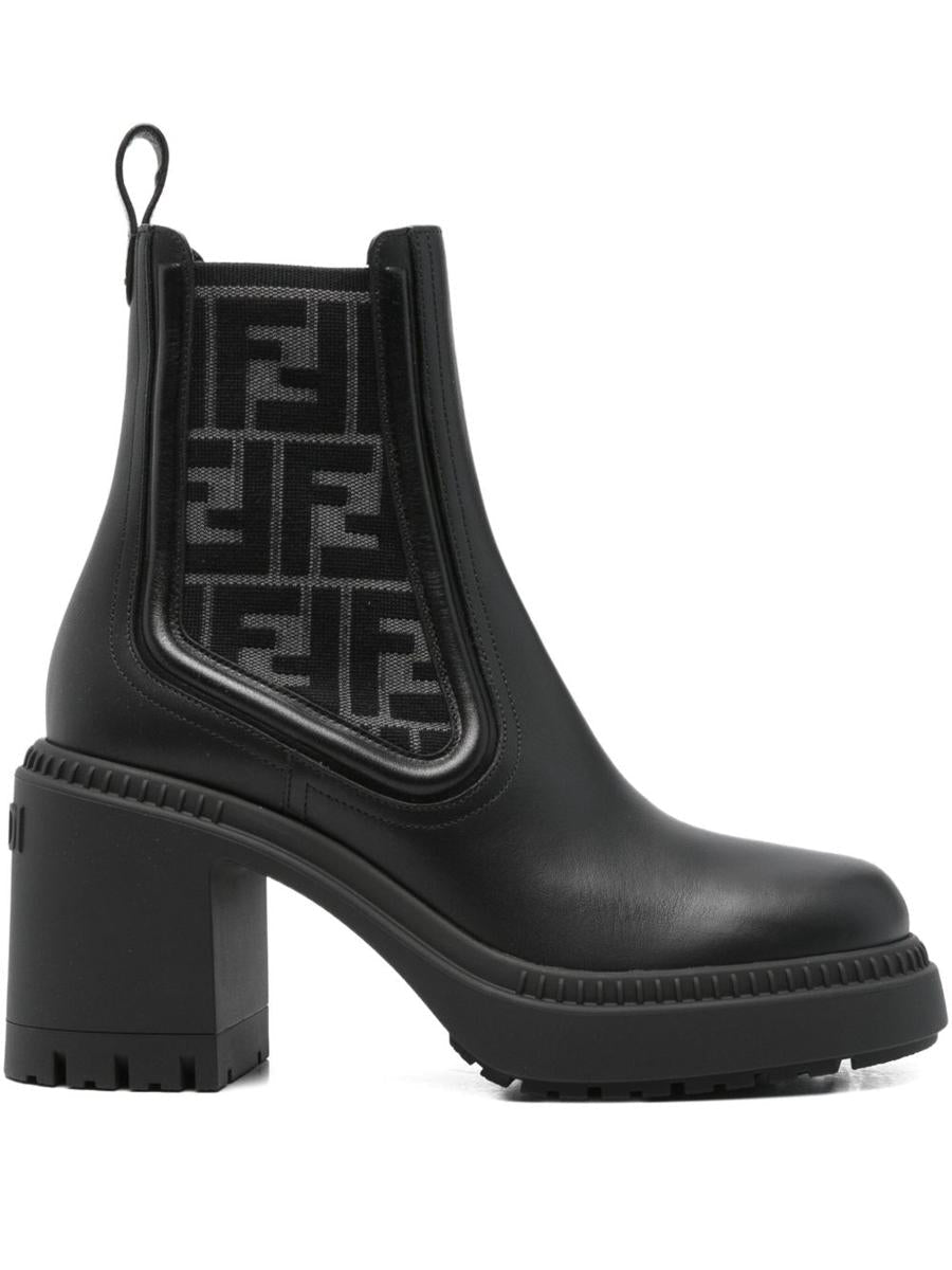 Fendi-stövlar