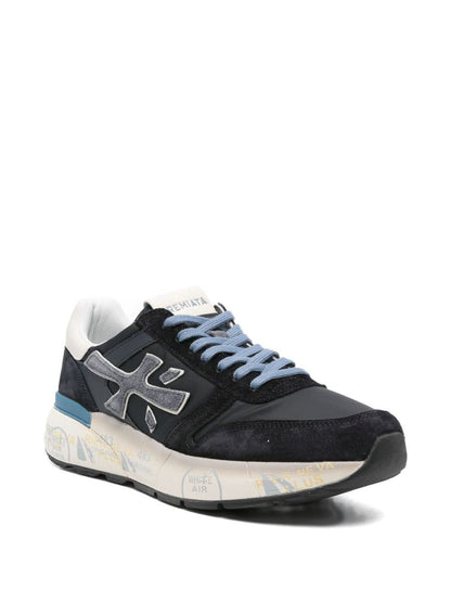 Premiata platta skor