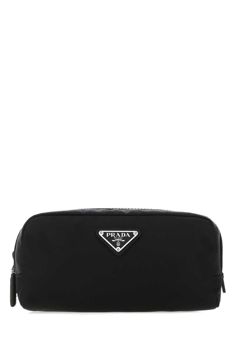 Prada skönhetsfodral.