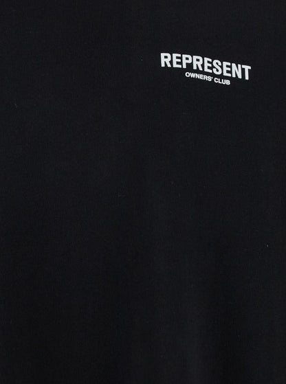 Svart t-shirt med logotyp framtill och maxi-logotyp baktill i bomullsmodell