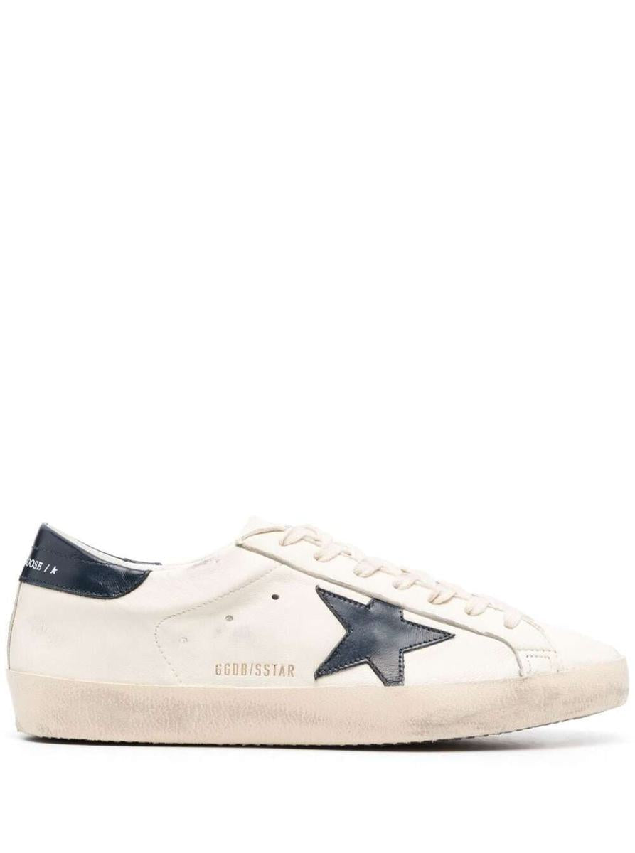 'Super-Star' Vita Låga Sneakers Med Präglad Logotyp Och Kontrastfärgad Hälflik I Läder Herr