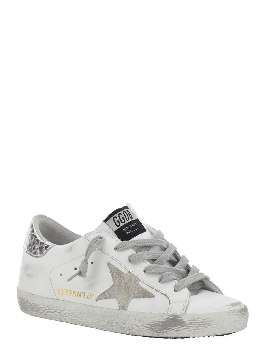 'Superstar' Vita Låga Sneakers Med Stjärnmärke På Sidan Och Laminerad Klack I Läder Dam