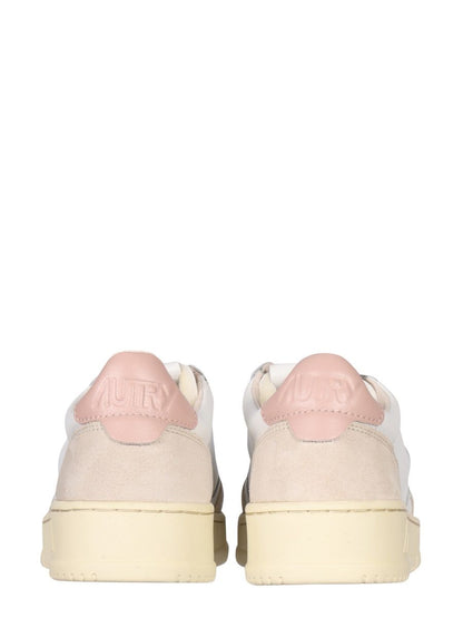 Autry "Medalist Low" Sneakers
