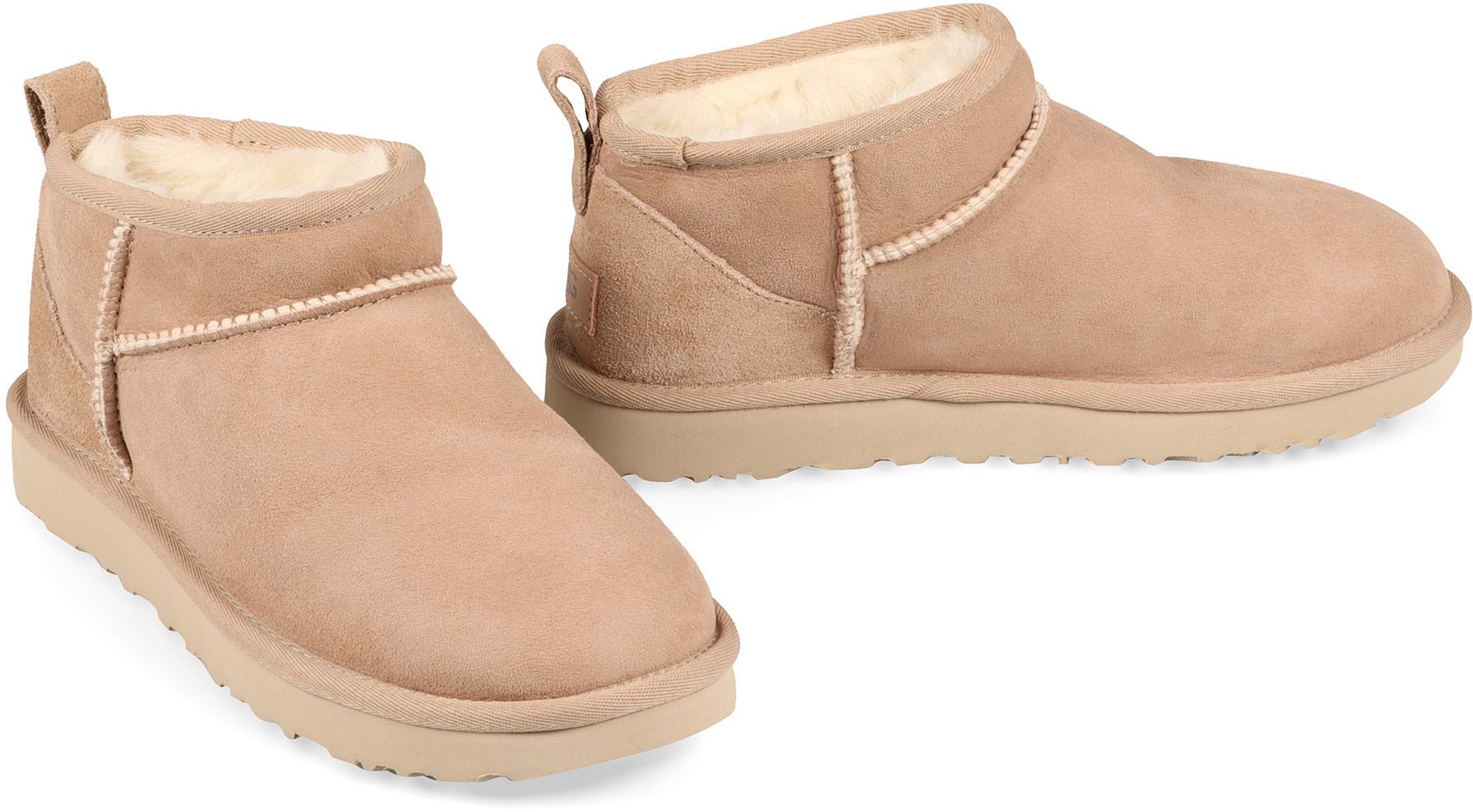UGG Classic Ultra Mini Ankelstövlar