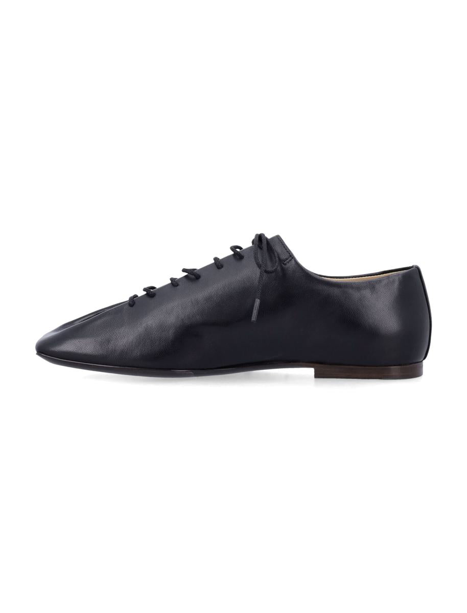 Lemaire Souris Flat Nappa Derbys Svart