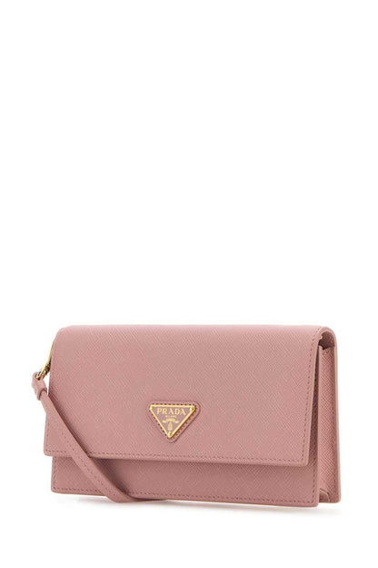 Prada skönhetsfodral.