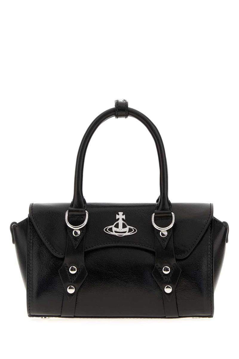 Vivienne Westwood handväskor.