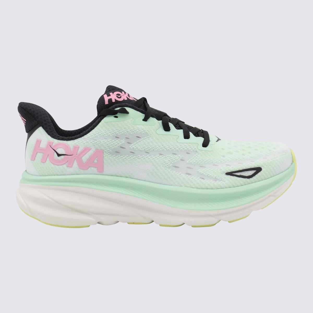 Hoka ljusgröna och rosa Clifton-sneakers