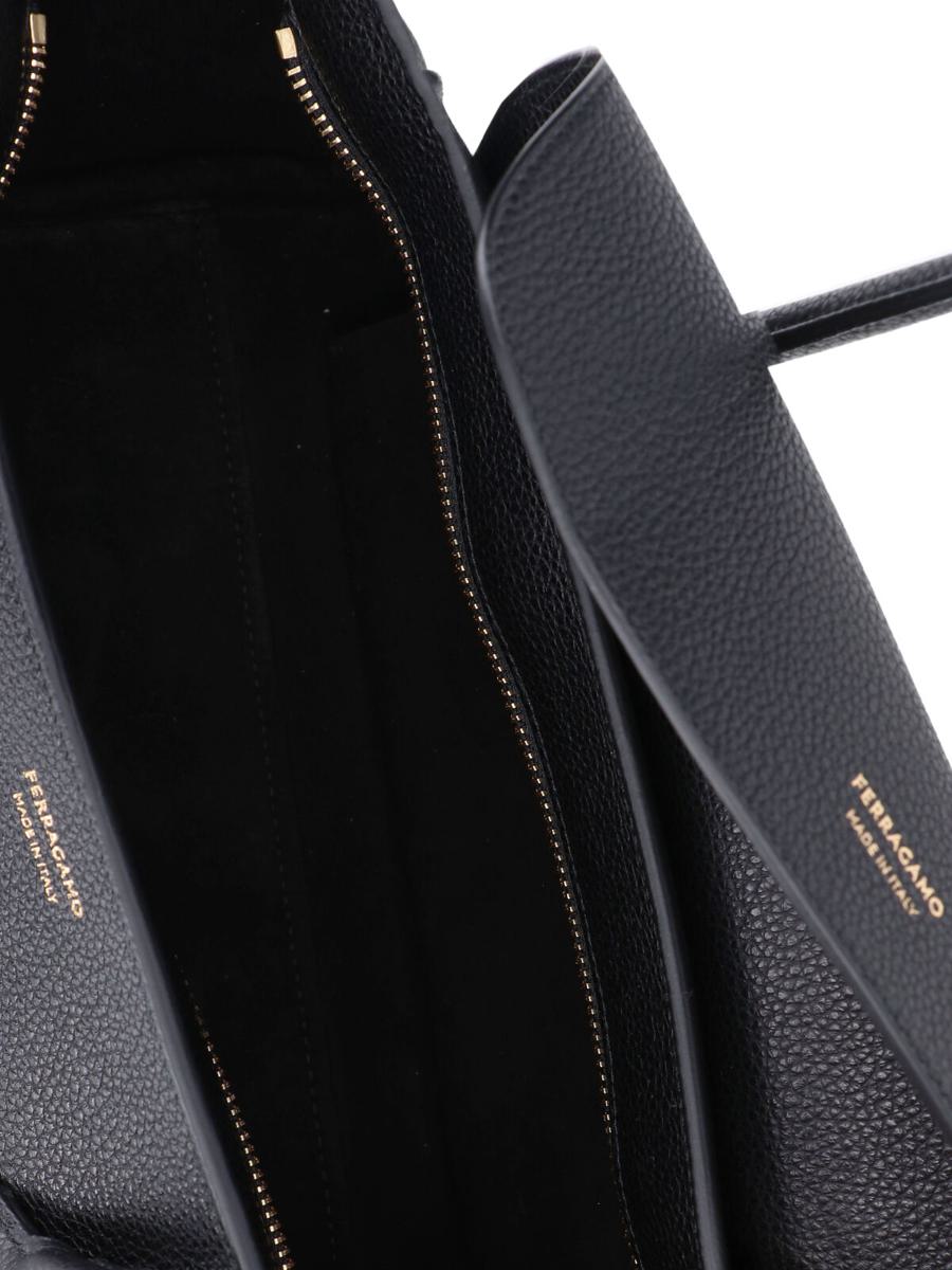 Salvatore Ferragamo-väskor