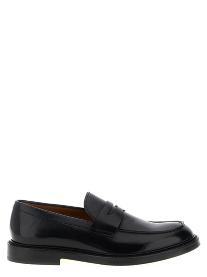 Doucals läderloafers