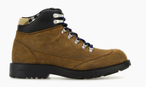 Burberry platta skor