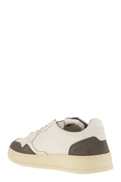 Autrie Sneakers Grå