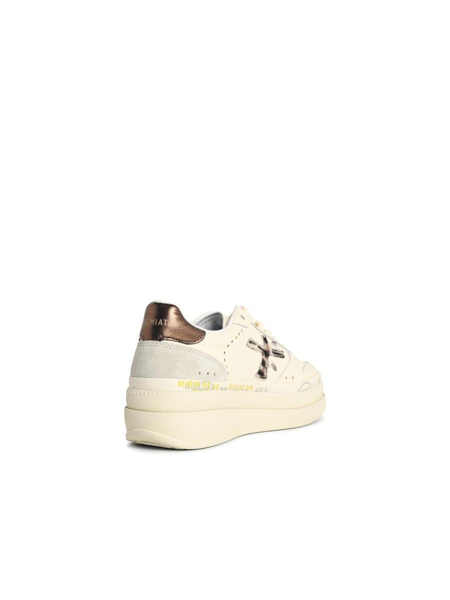 Premiata 'Micol' Elfenbensvita Sneakers i Läderblandning