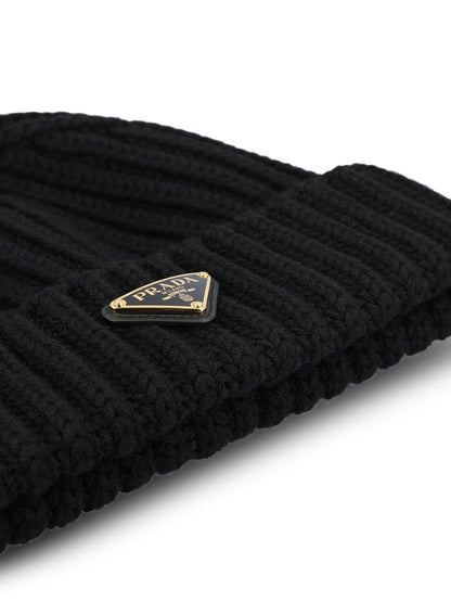 Prada Hattar