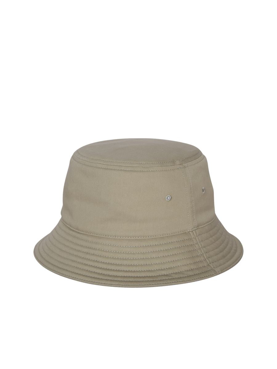 Burberry-hattar