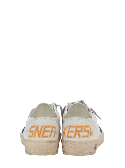 'Ballstar' Vita Låga Sneakers Med Stjärnmärke På Sidan Och Maxibokstäver Baktill I Läder Herr