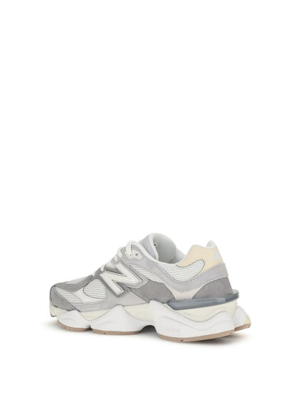 Nya balanssneakers