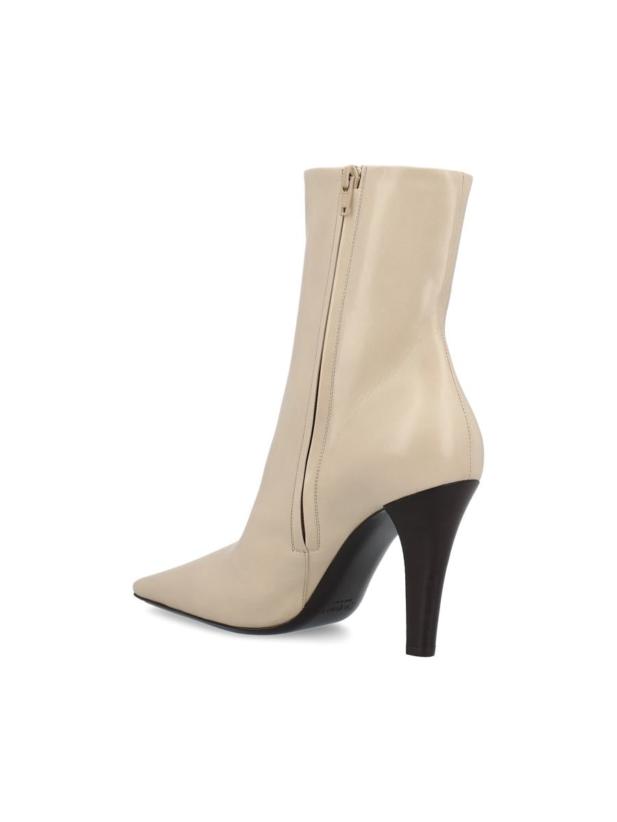 Saint Laurent-stövlar