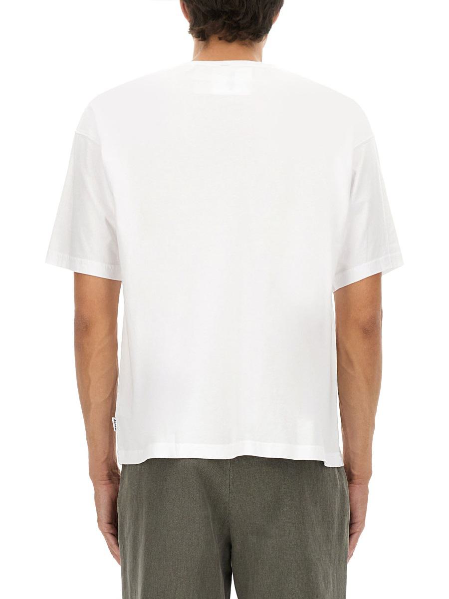 Aspesi T-shirt med trycket "Lyssna"
