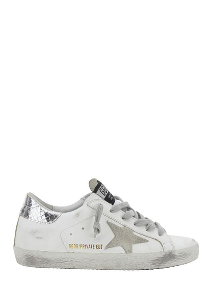 'Superstar' Vita Låga Sneakers Med Stjärnmärke På Sidan Och Laminerad Klack I Läder Dam