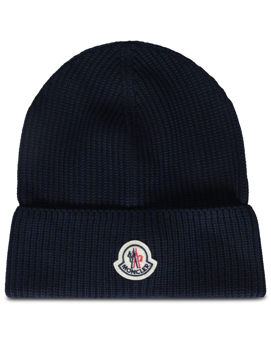 Moncler-hattar