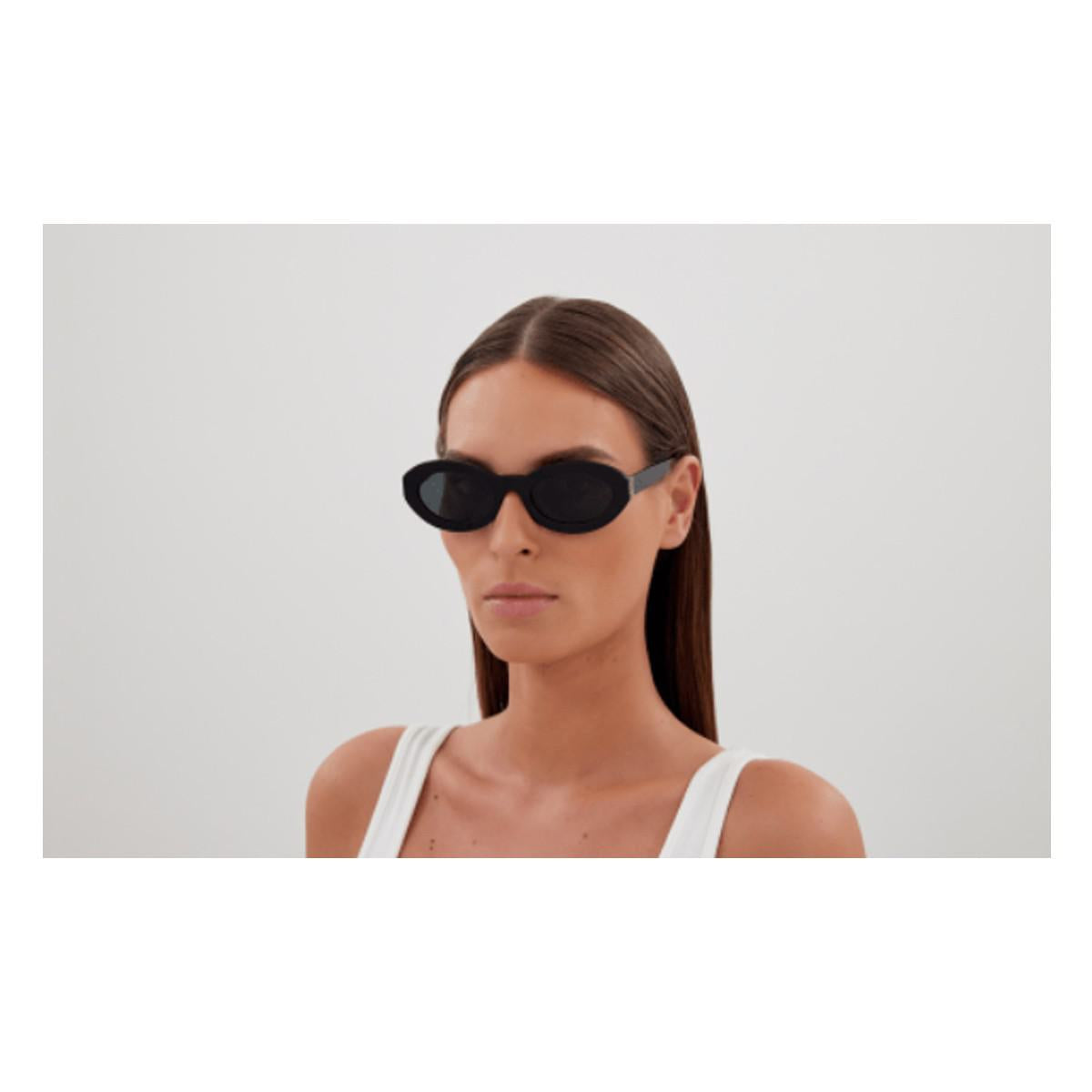 Saint Laurent Sl M136 Linea klassiska solglasögon