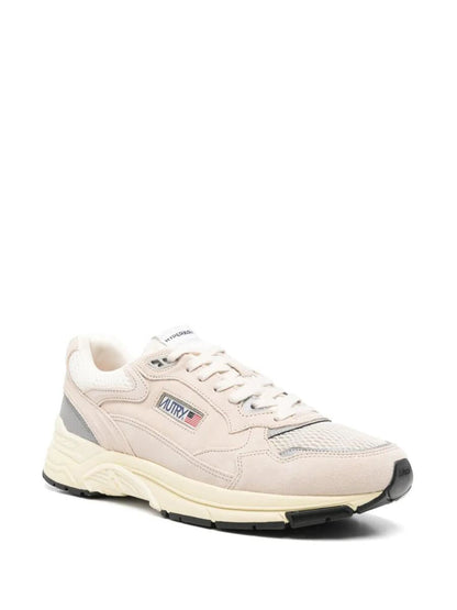 Autry "Hyperway Low" mocka-mesh-sneakers