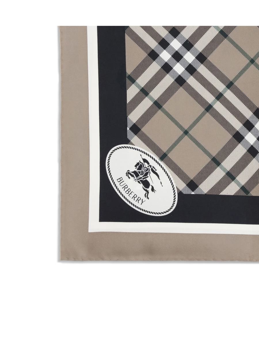 Burberry-halsdukar