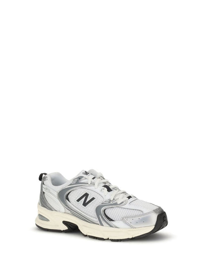 Nya balanssneakers