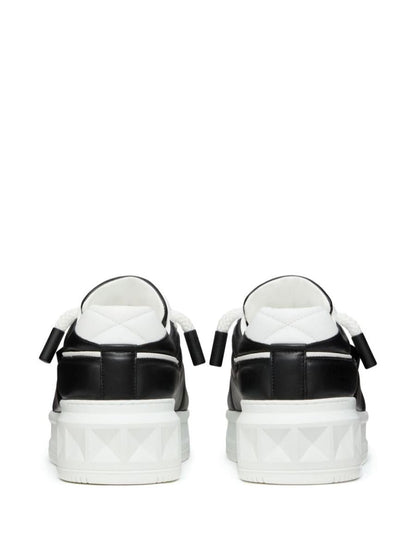Valentino Garavani "One Stud" lädersneakers