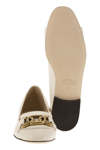 Tod's läderballerina med accessoar